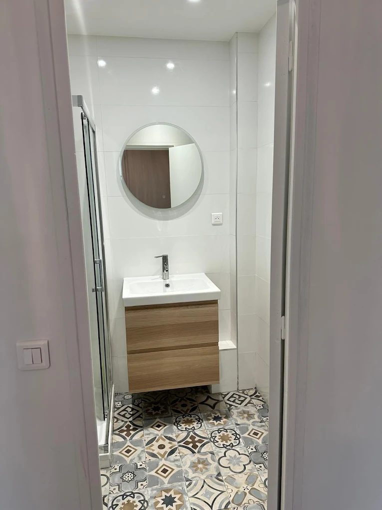 Intervention — Salle d’eau carreaux de ciment